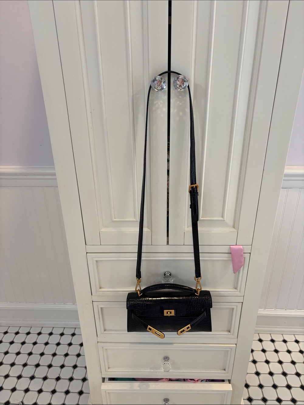 NWOT JW PEI Black Croc Top Handle Crossbody - Picture 10 of 11